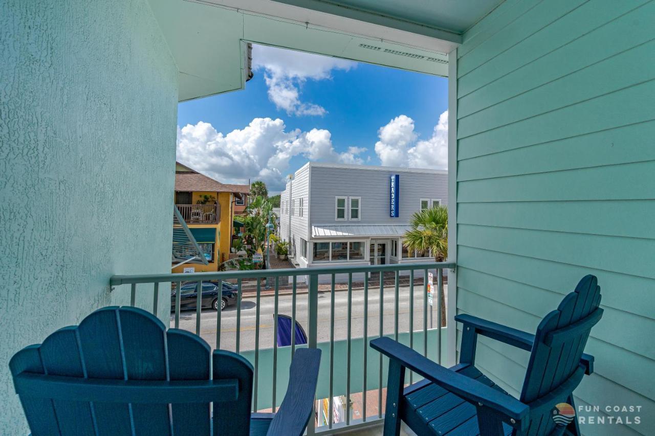 On Flagler Avenue! Dog Friendly With Balcony And Parking Walk To The Beach! New Smyrna Beach Εξωτερικό φωτογραφία