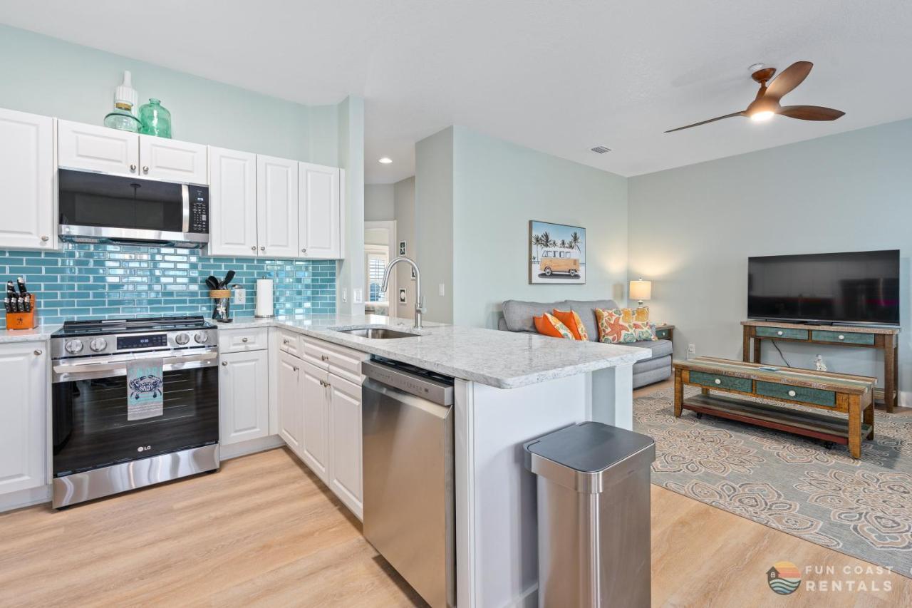 On Flagler Avenue! Dog Friendly With Balcony And Parking Walk To The Beach! New Smyrna Beach Εξωτερικό φωτογραφία